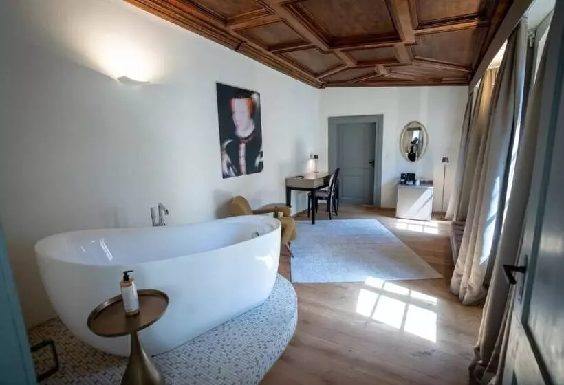 Hotelli Maxim Suites By Elias Holl