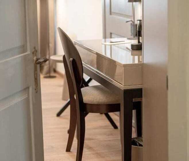 Hotel Maxim Suites By Elias Holl