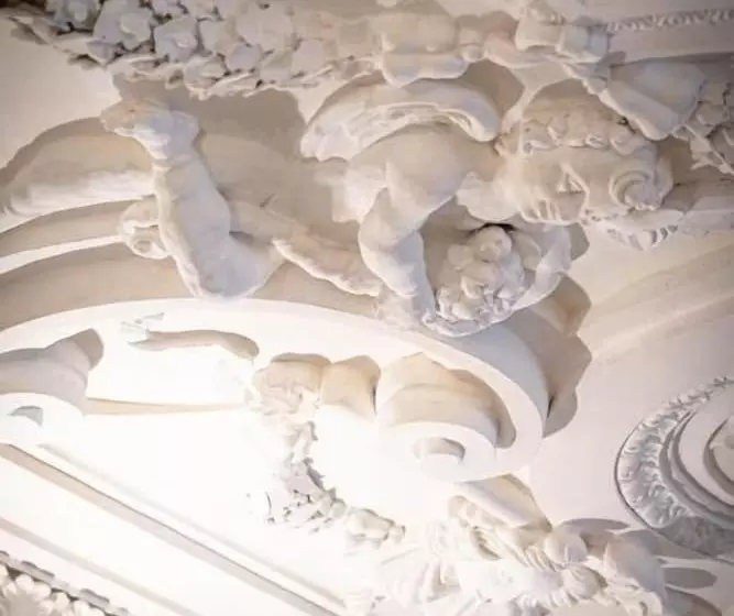 Hotelli Maxim Suites By Elias Holl