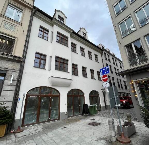 Hotel Maxim Suites By Elias Holl