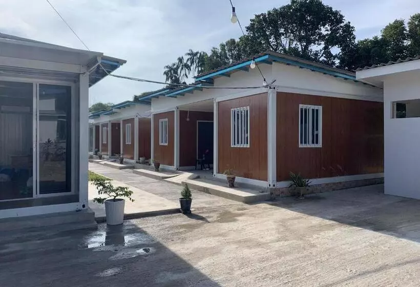 Hotelli Meraga Cinta Kijal