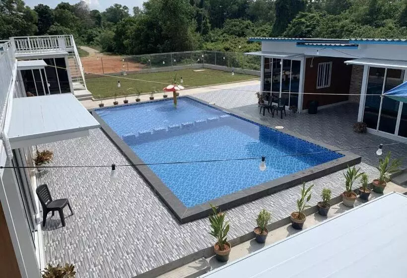 Hotelli Meraga Cinta Kijal