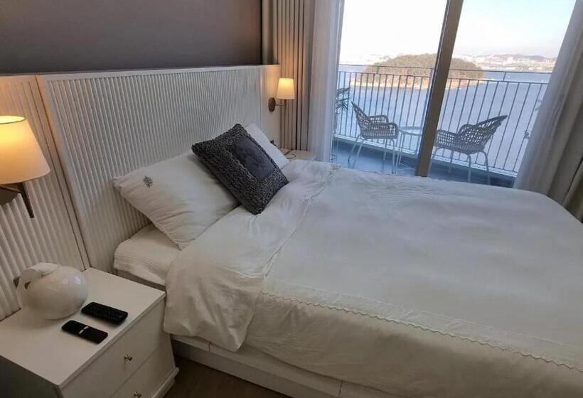 호텔 The Ocean Stay