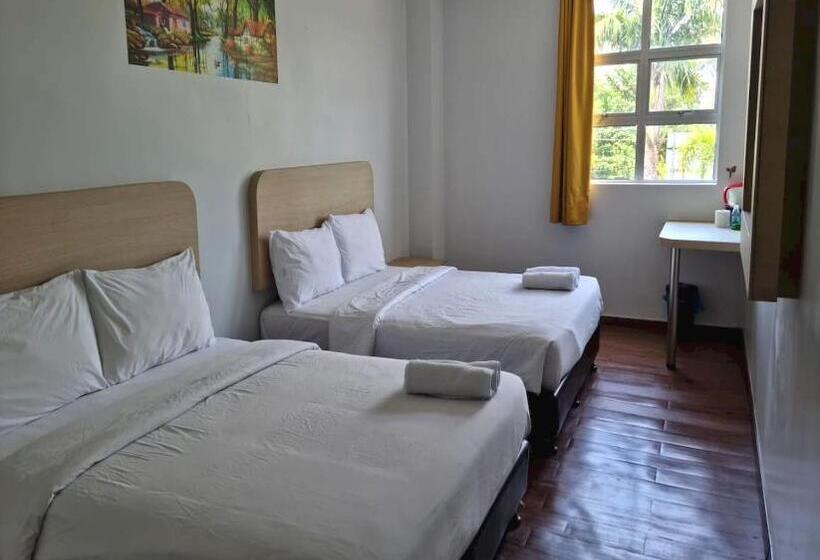 Hotel Oyo 90901 Santai Morib