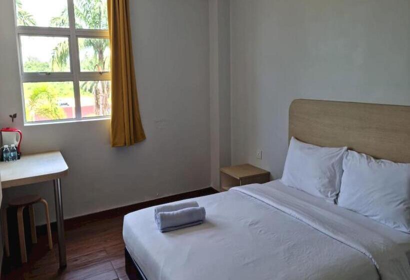 Hotel Oyo 90901 Santai Morib