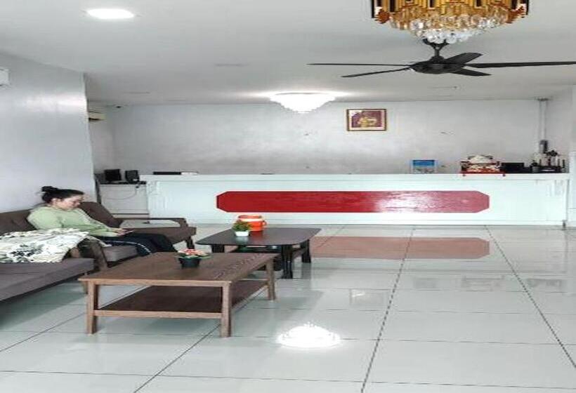 Hotel Oyo 90901 Santai Morib