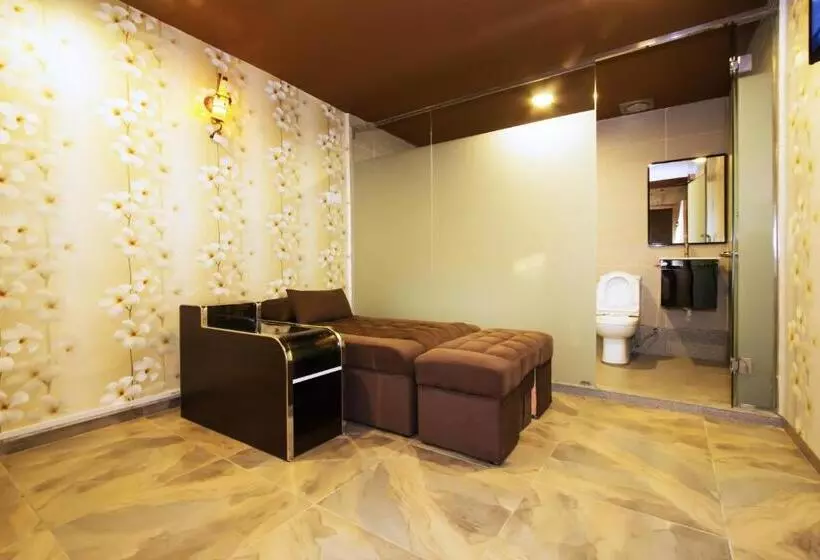 Hotelli Star Romantic