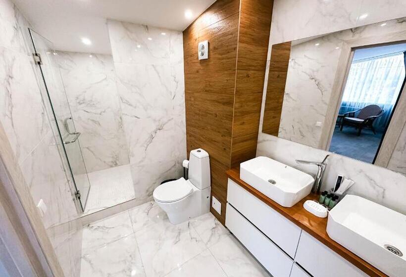 Aisha Bibi Hotel & Spa Burabay