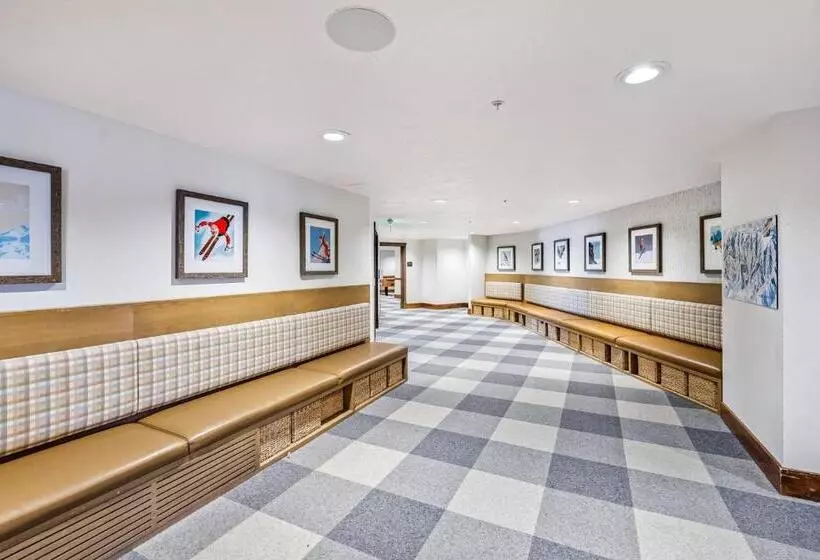 Ski In & Out At Canyons, Pet Friendly, Cozy Fireplace, Sleeps 10