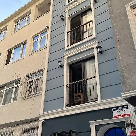 Retkeilymaja Nostalgia Time