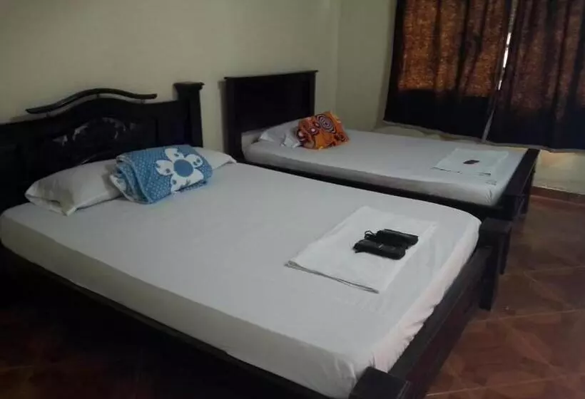 Nuevo Hotel La Casita Curumani