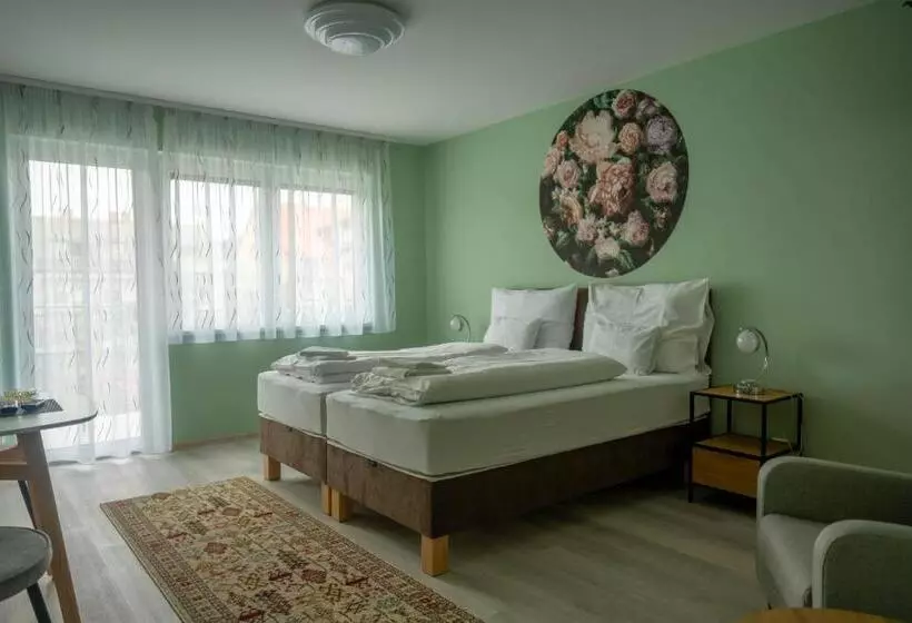 پانسیون Anton Apartmanház