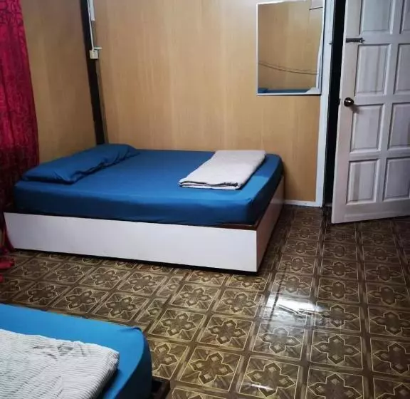 ペンション Homestay Pokdin