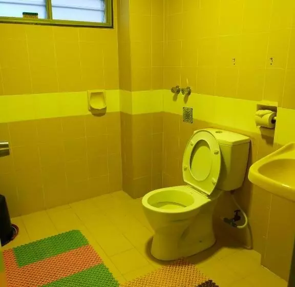 ペンション R2l5y Room 2