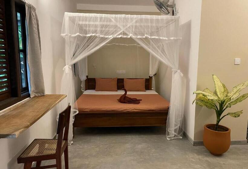 بنسيون Surfside Madiha