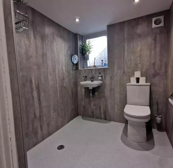 Majatalo William Morris, Spacious Ground Floor Lux Double Bedroom