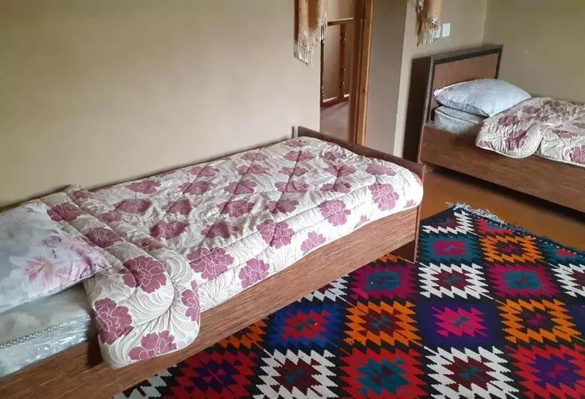 Retkeilymaja Le Fortin