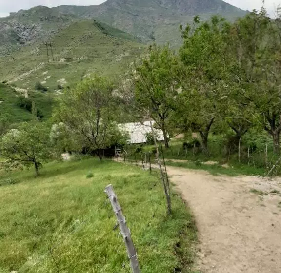 Retkeilymaja Le Fortin