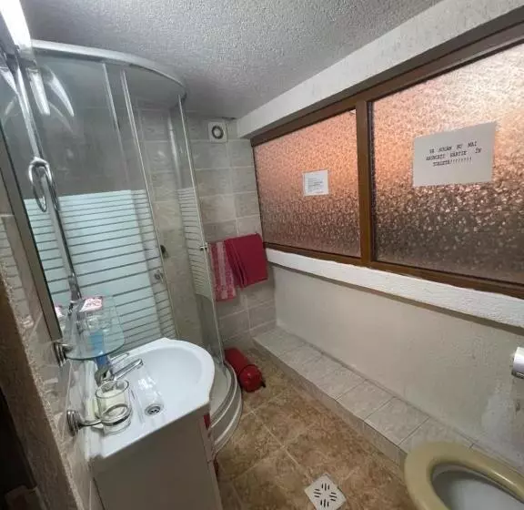 Retkeilymaja Po Lari Amp