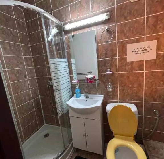 Retkeilymaja Po Lari Amp