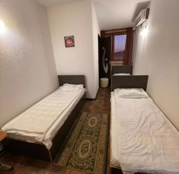 Retkeilymaja Po Lari Amp