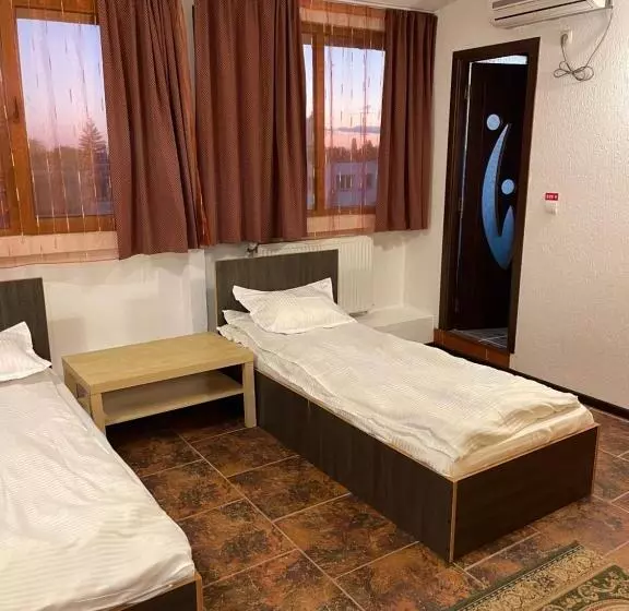 Retkeilymaja Po Lari Amp