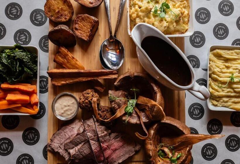 הוסטל The Plough Inn