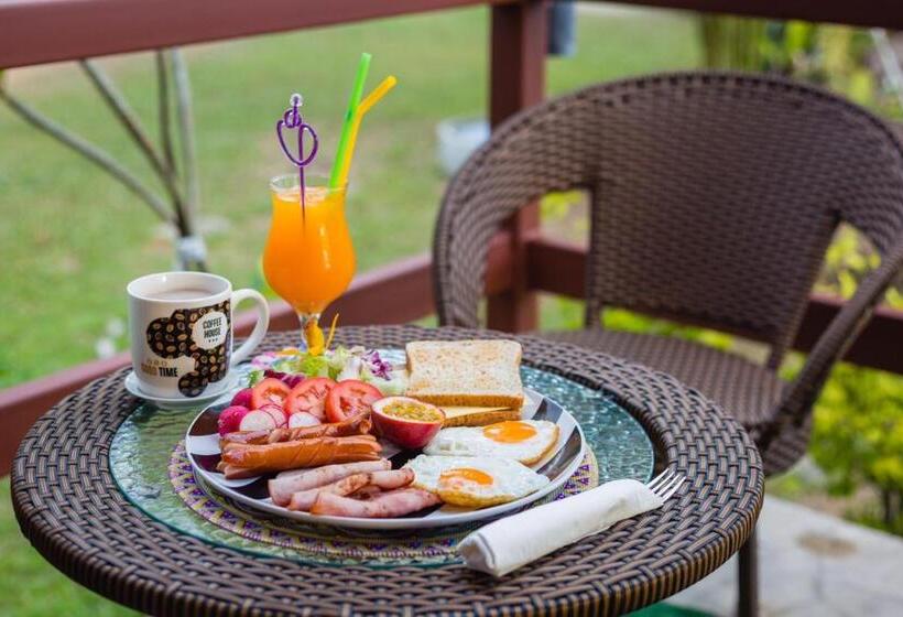 مبيت وإفطار Crazy Mojito Restaurant & Bungalow