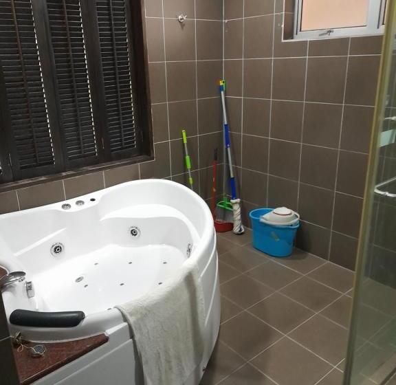 Ccfd 5pax Gold Coast Morib Resort Banting Sepang Klia Tanjung Sepat