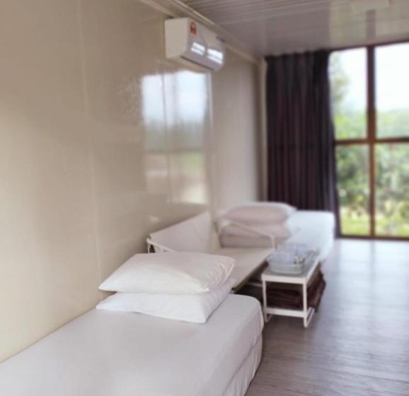 Hotel Cabin Sarawak D  Rumah Bonda River View