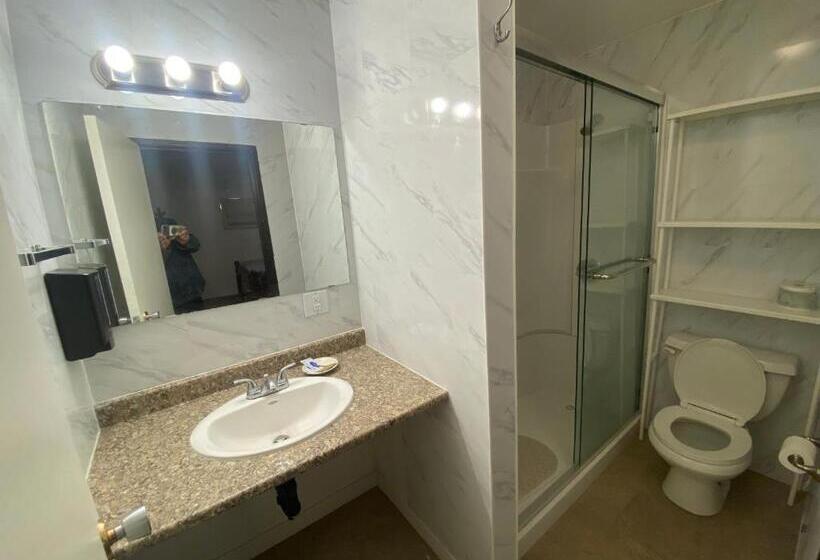 Отель Coldwater