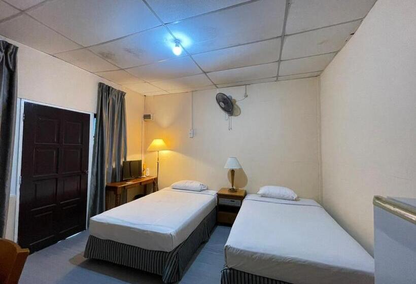 Hotel Dgeting Beach Resort