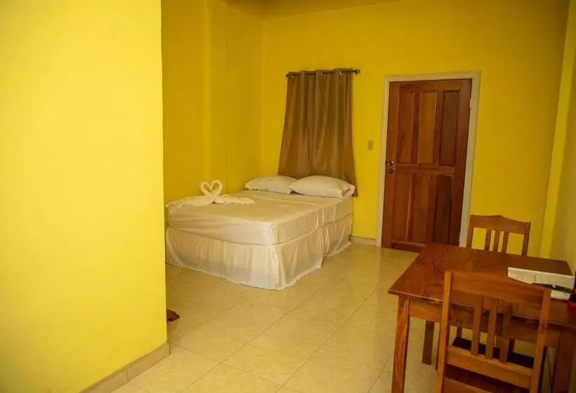 Hotelli La Cascada At Good Stays