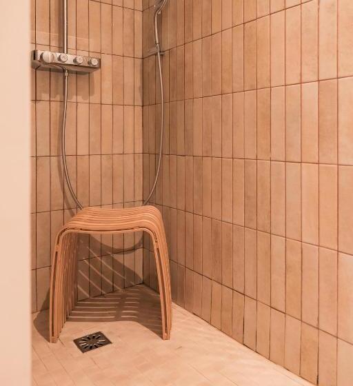 هتل L Esquisse Barbizon   Teritoria