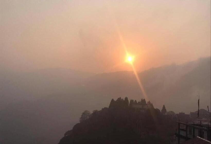 ホテル Miknaon Inn