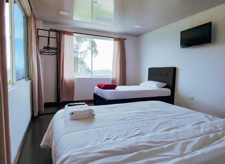 Hotelli Ocaso Marinilla