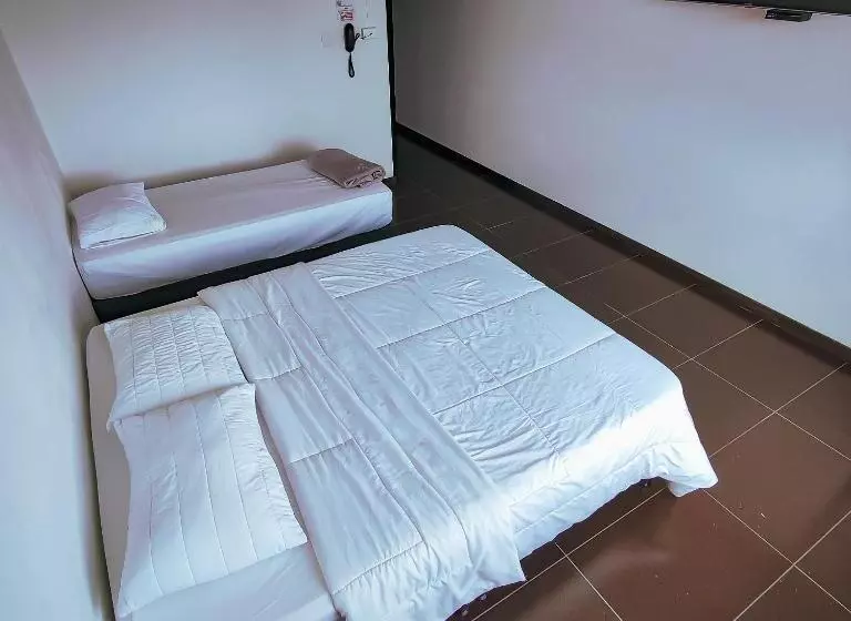 Hotelli Ocaso Marinilla