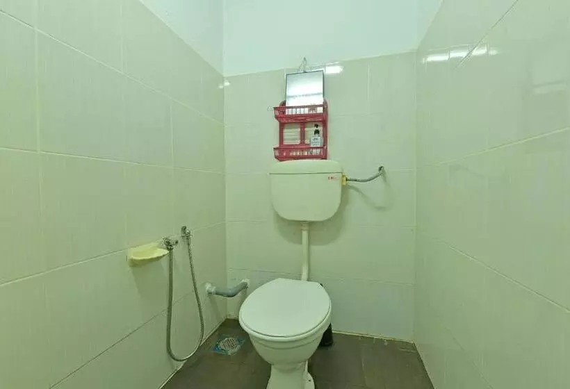 ホテル Oyo Home 90692 Tok Babah Village Homestay