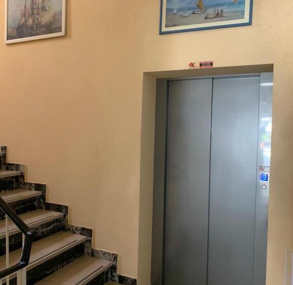 هتل Pensione Tosca B&b Cattolica