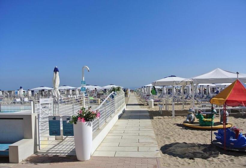 هتل Pensione Tosca B&b Cattolica