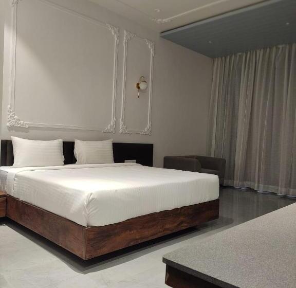 ホテル Prithvi Palace