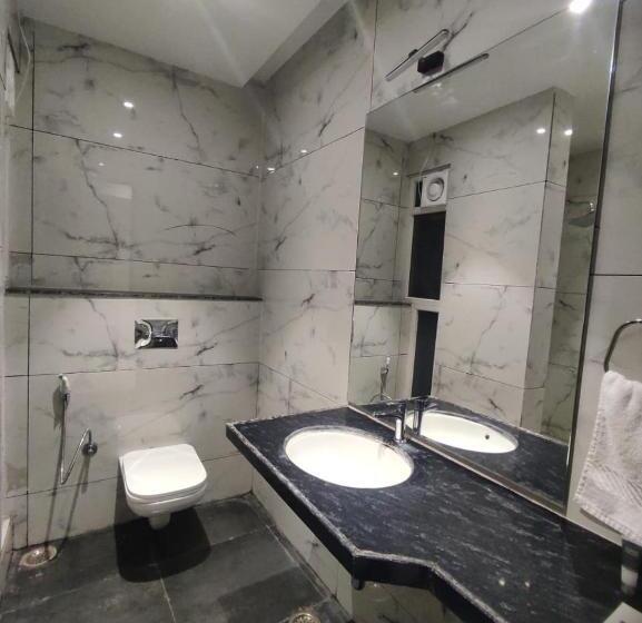 ホテル Prithvi Palace