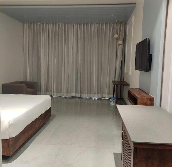 ホテル Prithvi Palace