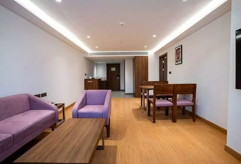 Lilac Hotel Guruvayur