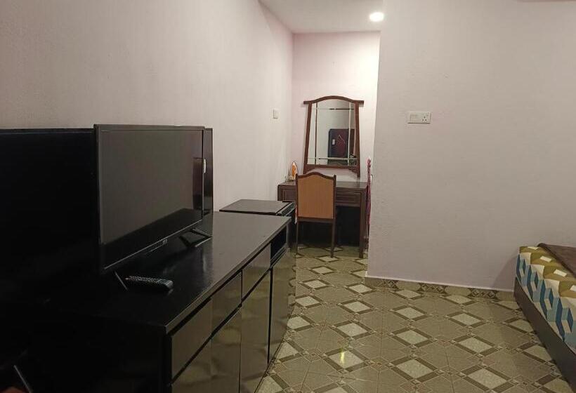 מוטל Alfa Roomstay