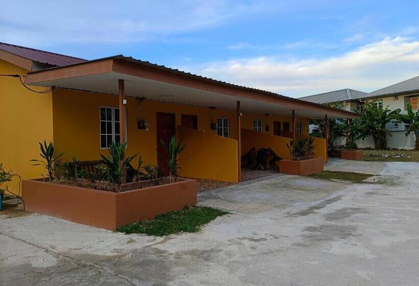 מוטל Alfa Roomstay