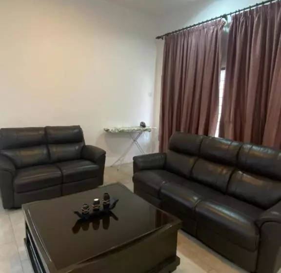 ペンション Raintown Inn Taiping