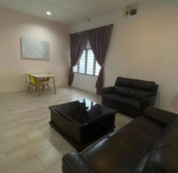 ペンション Raintown Inn Taiping