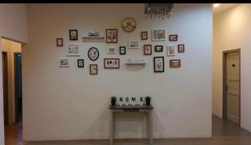 פנסיון Raintown Inn Taiping