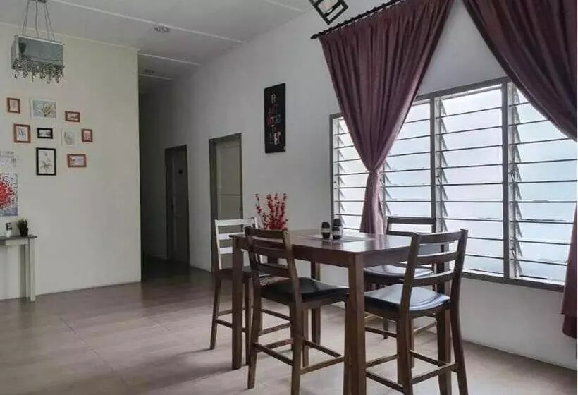 ペンション Raintown Inn Taiping